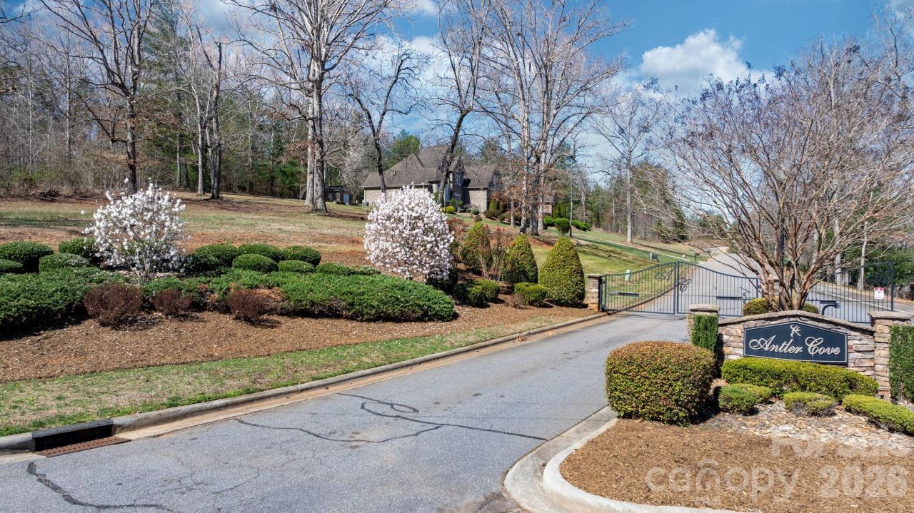 5284 Antler Creek Drive, Granite Falls, NC 28630 Main Photo