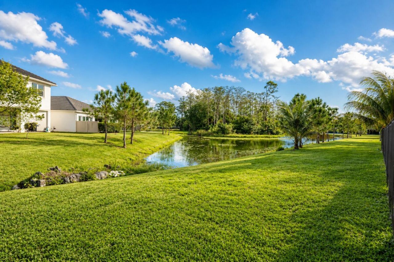 9240 Greenspire Lane, Lake Worth, FL 33467 Photo