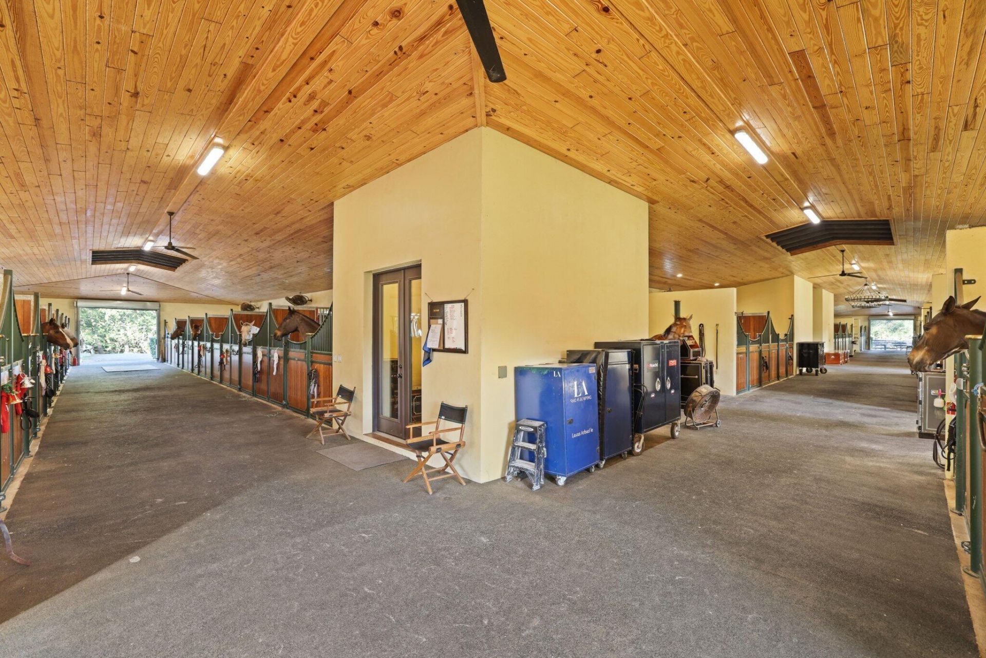 4980 Stables Way, Wellington, FL 33414 Photo