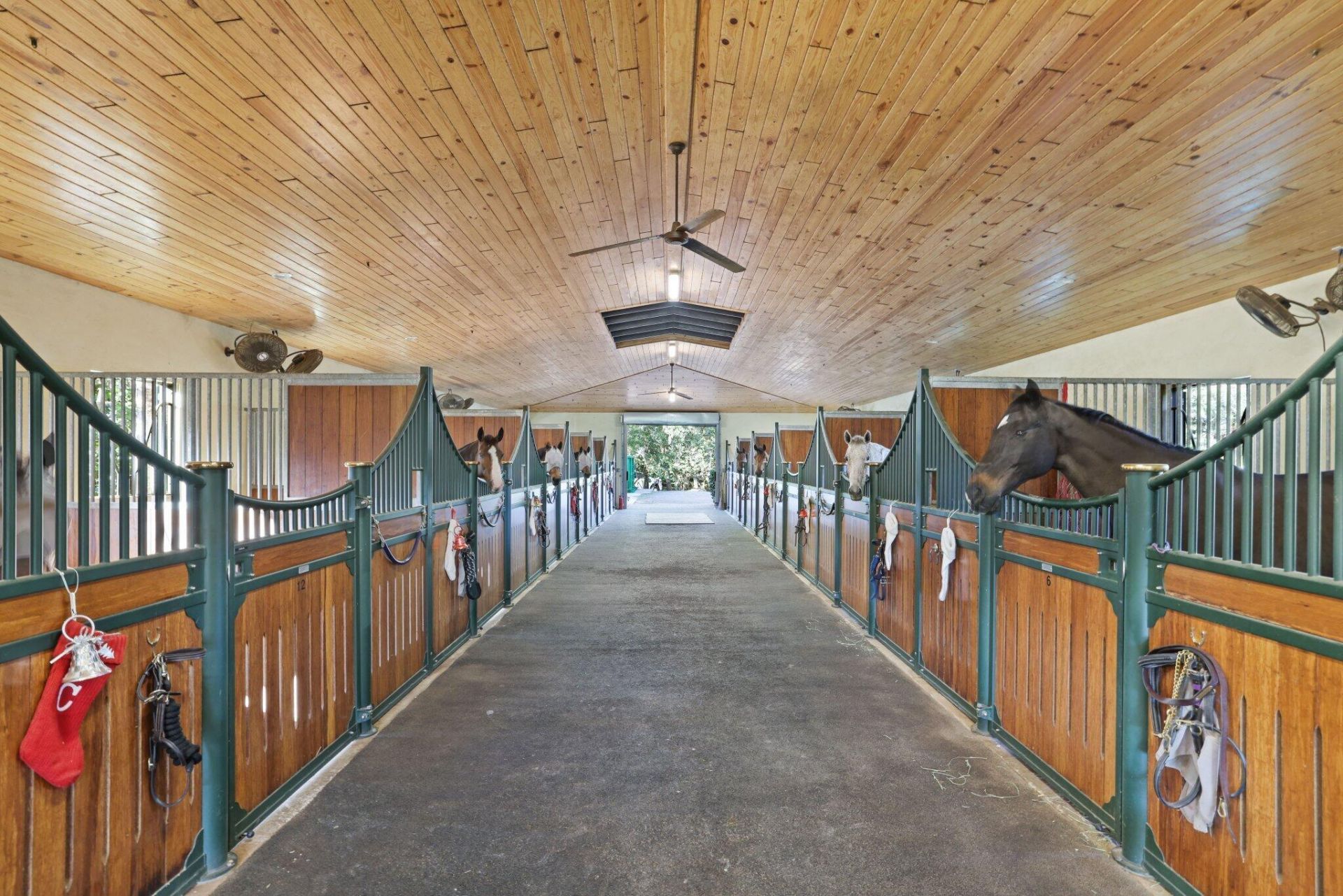 4980 Stables Way, Wellington, FL 33414 Photo