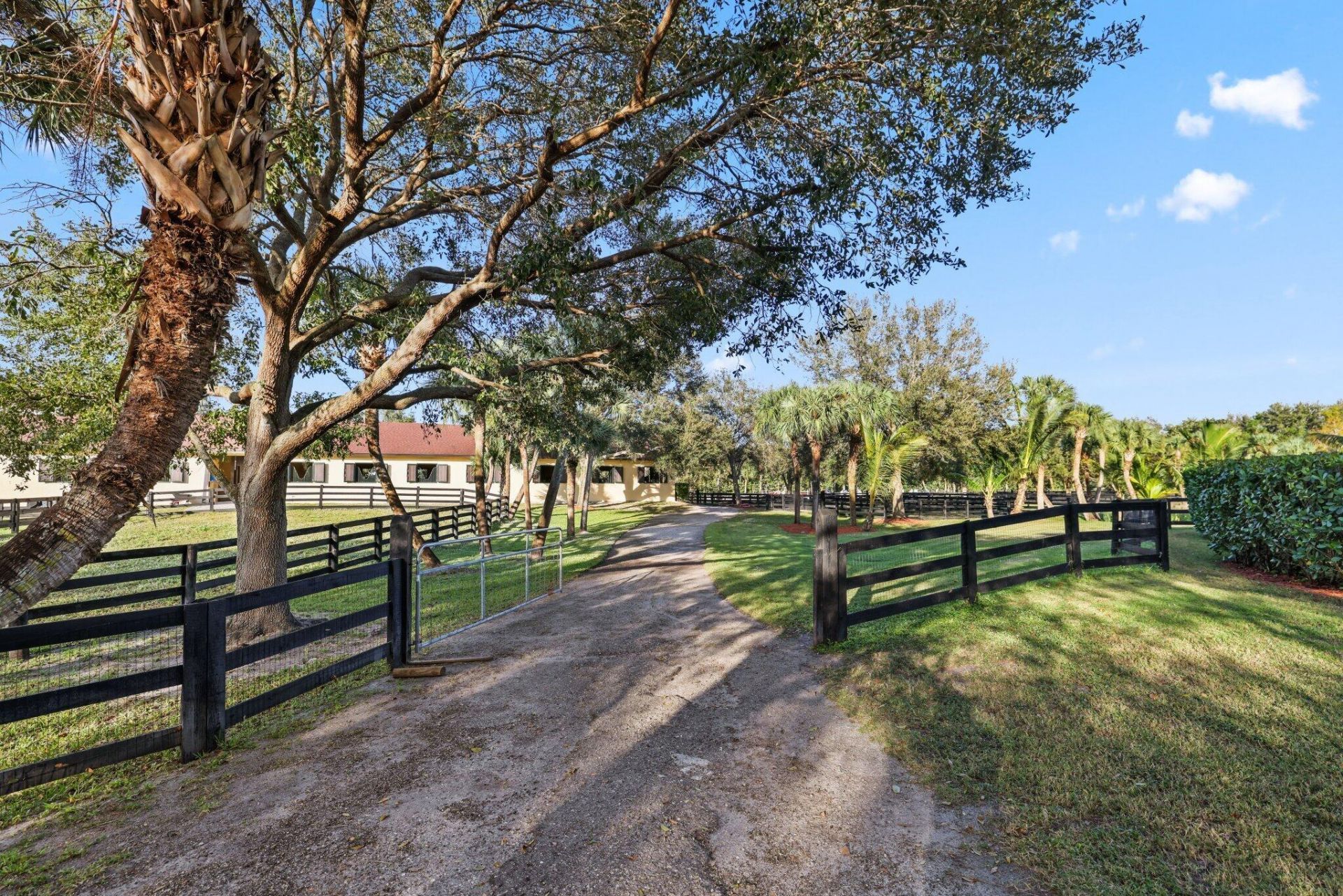 4980 Stables Way, Wellington, FL 33414 Photo