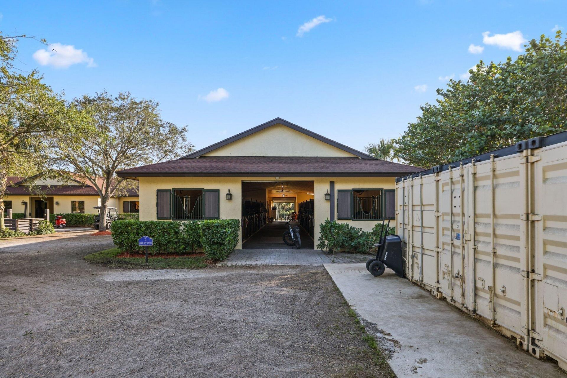 4980 Stables Way, Wellington, FL 33414 Photo