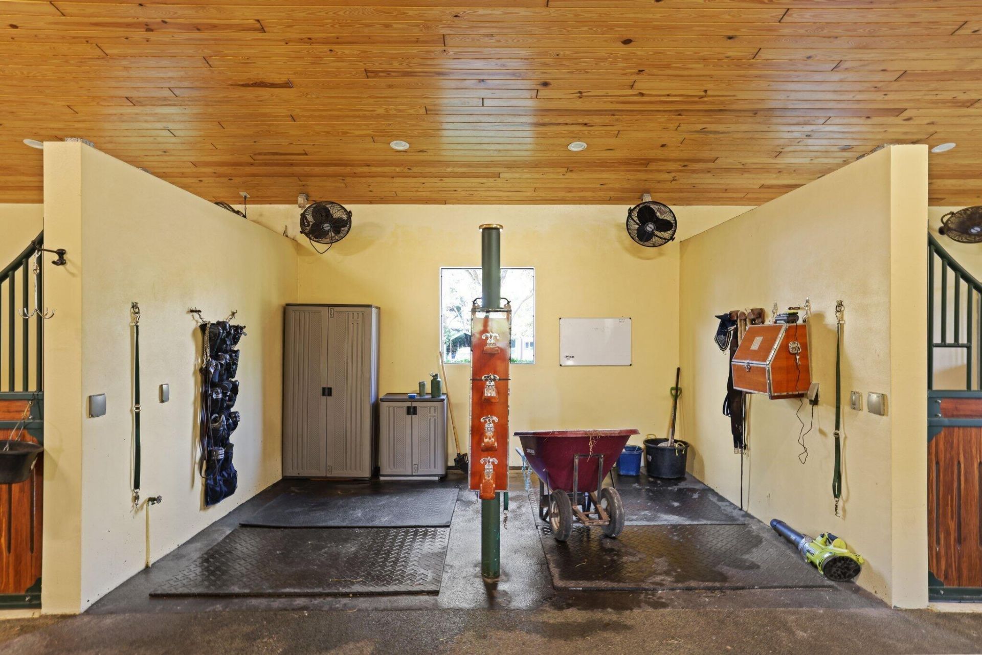 4980 Stables Way, Wellington, FL 33414 Photo