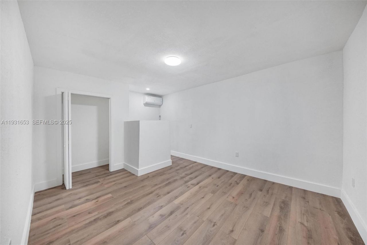 6913 NW 4th Ct, Unit B, Miami, FL 33150 Photo