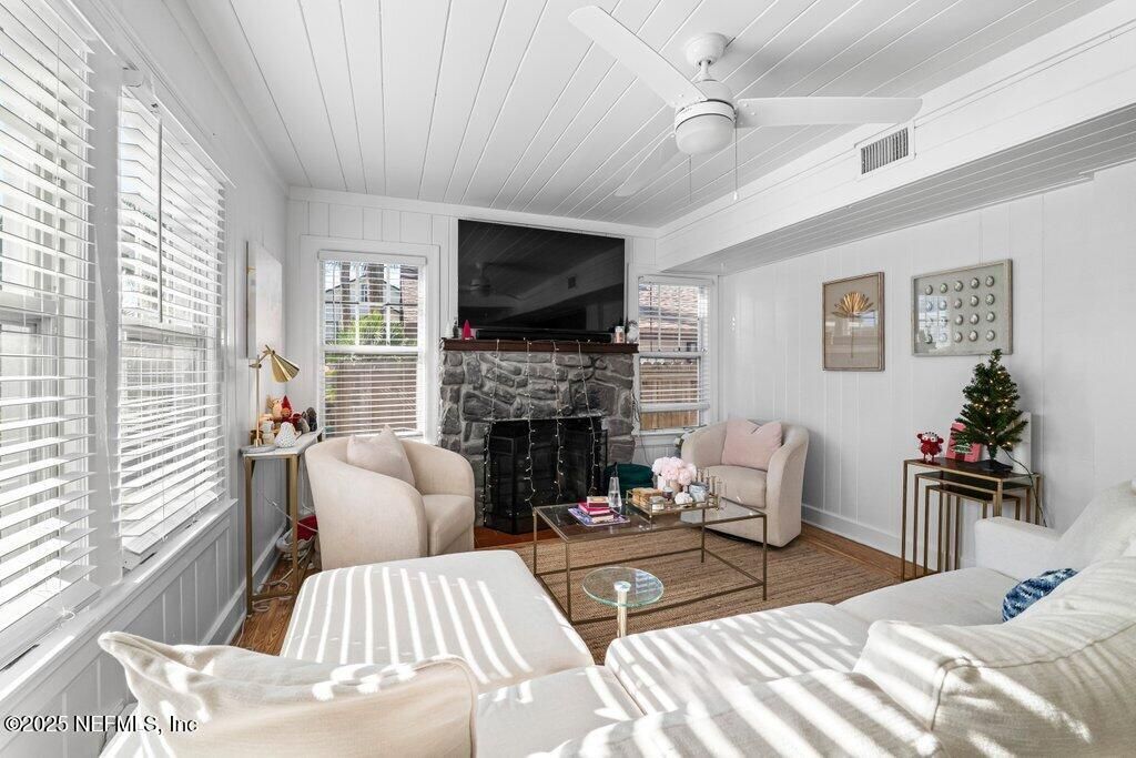 123 18th Avenue N, Jacksonville Beach, FL 32250 Photo