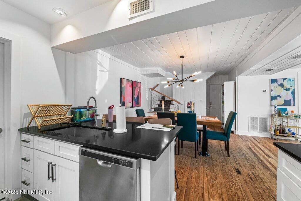 123 18th Avenue N, Jacksonville Beach, FL 32250 Photo