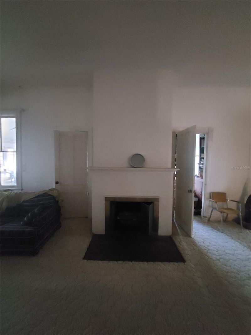 251 N Blue Lake Avenue, Deland, FL 32724 Photo