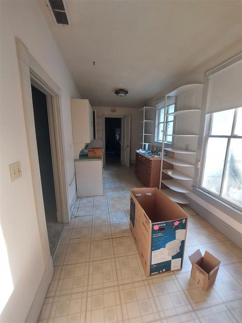 251 N Blue Lake Avenue, Deland, FL 32724 Photo