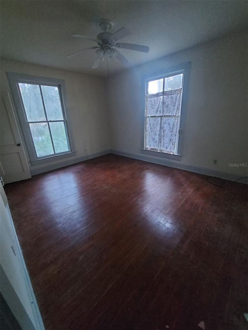251 N Blue Lake Avenue, Deland, FL 32724 Photo