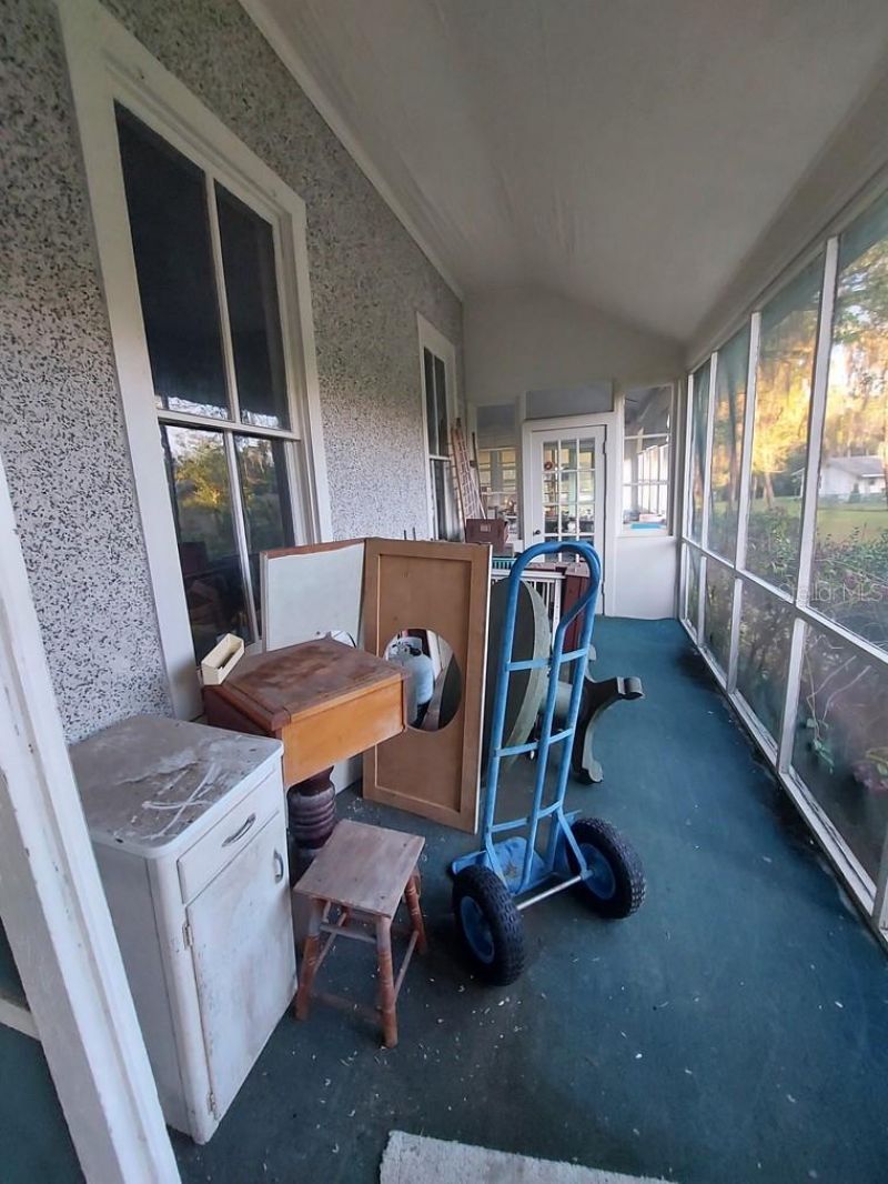 251 N Blue Lake Avenue, Deland, FL 32724 Photo