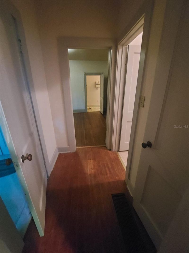 251 N Blue Lake Avenue, Deland, FL 32724 Photo