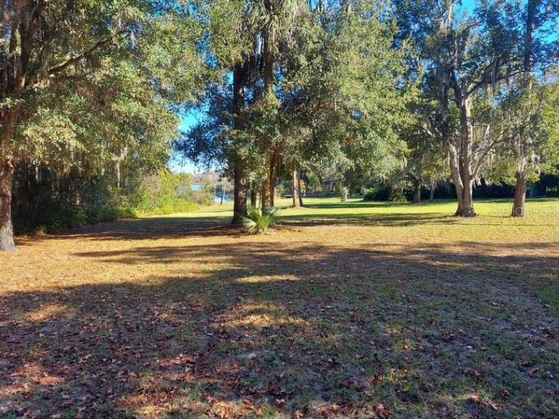 251 N Blue Lake Avenue, Deland, FL 32724 Photo