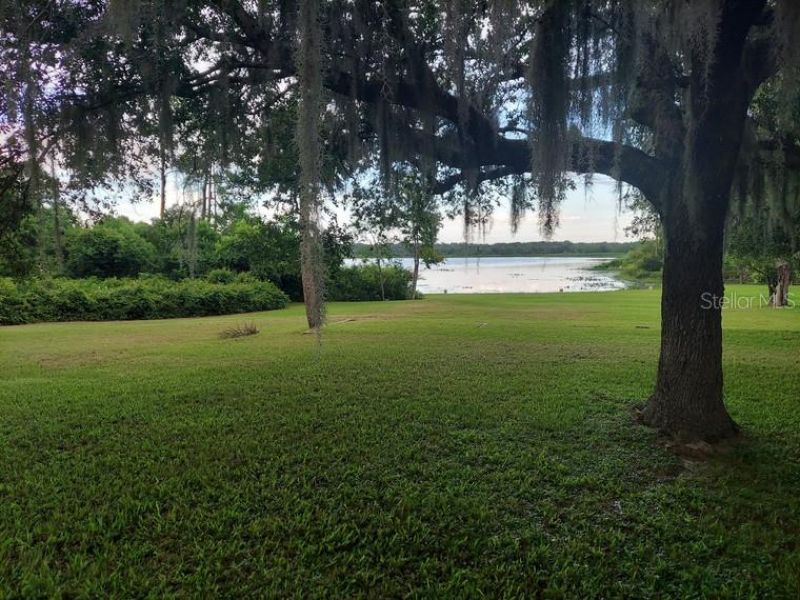 251 N Blue Lake Avenue, Deland, FL 32724 Photo