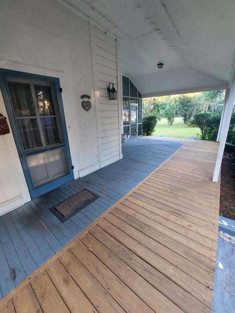 251 N Blue Lake Avenue, Deland, FL 32724 Photo