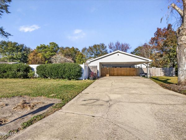 4503 Dunham Street, Pascagoula, MS 39567