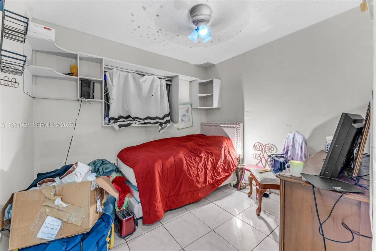 445 NW 8th St , Homestead, FL 33030 Photo