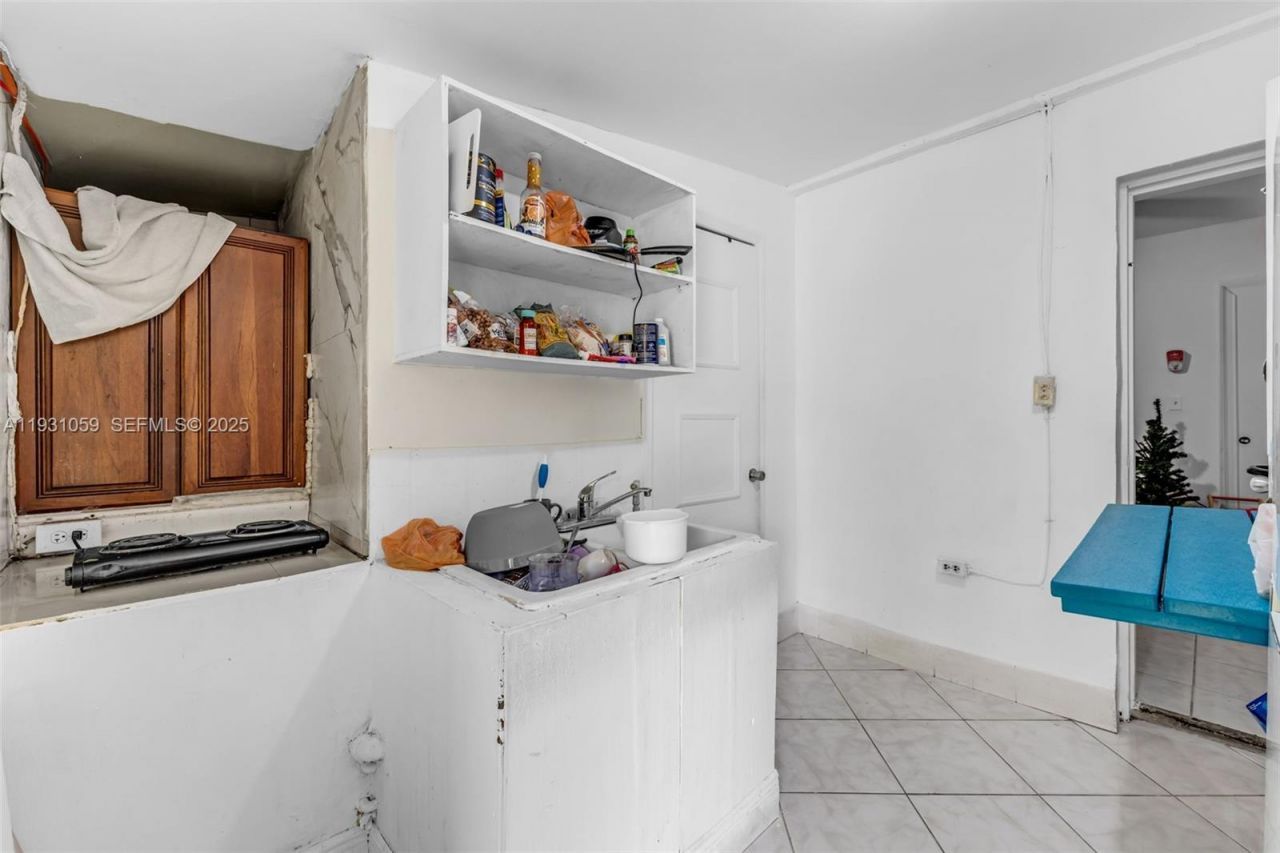 445 NW 8th St , Homestead, FL 33030 Photo