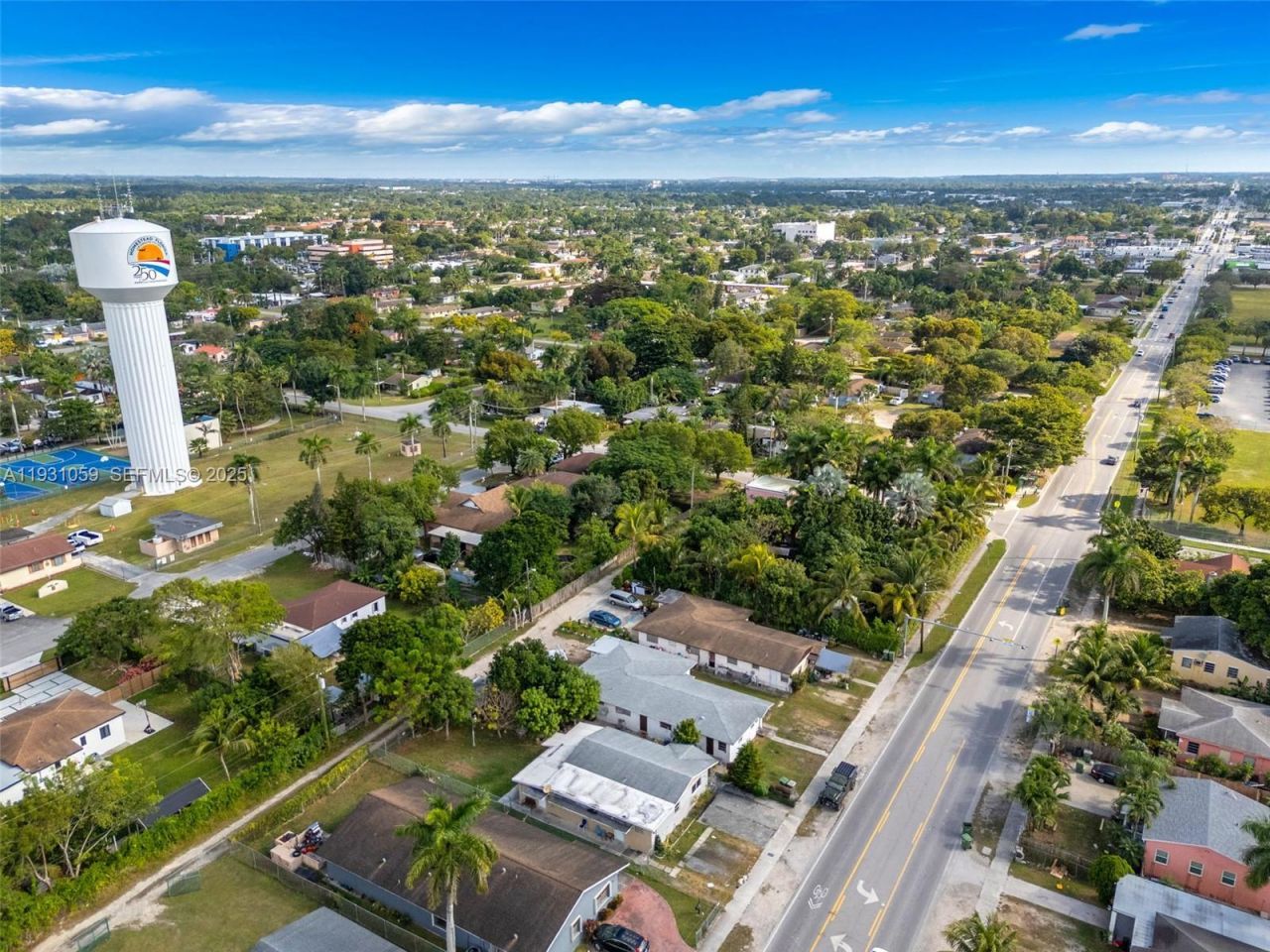 445 NW 8th St , Homestead, FL 33030 Photo