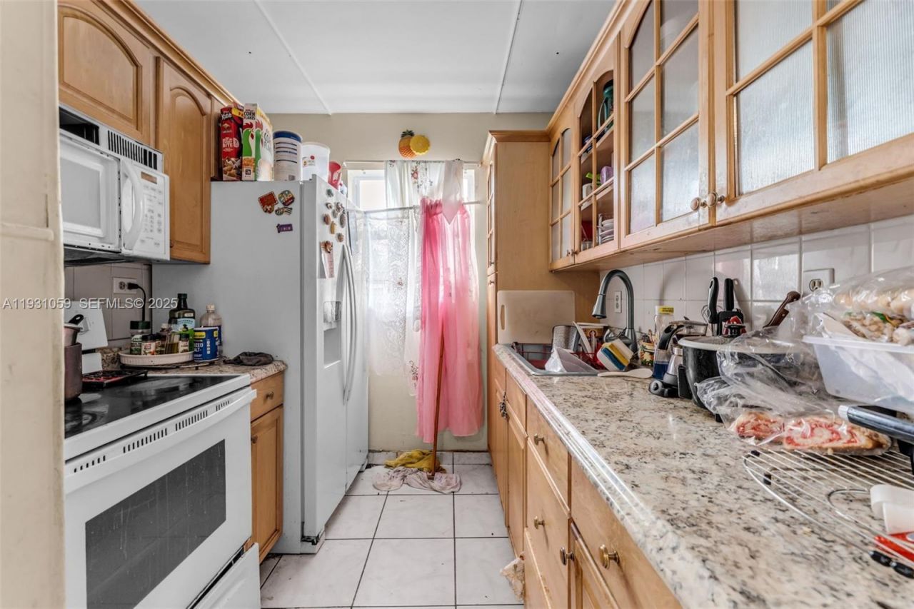 445 NW 8th St , Homestead, FL 33030 Photo