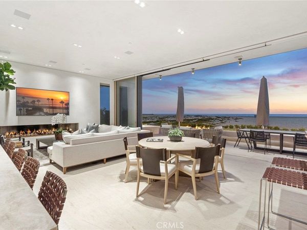 2108 E Oceanfront, Newport Beach, CA 92661