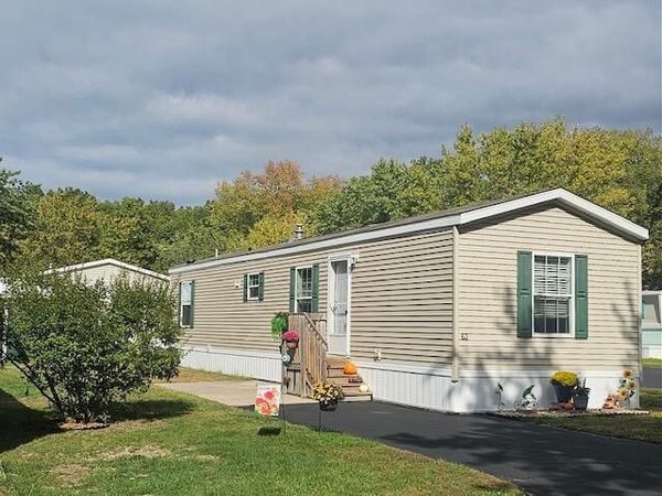 1565 M-63, Unit #63, Benton Harbor, MI 49022