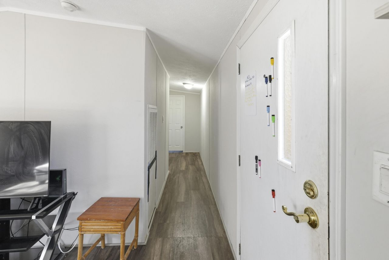 525 Hendrix Mill Road Photo 12