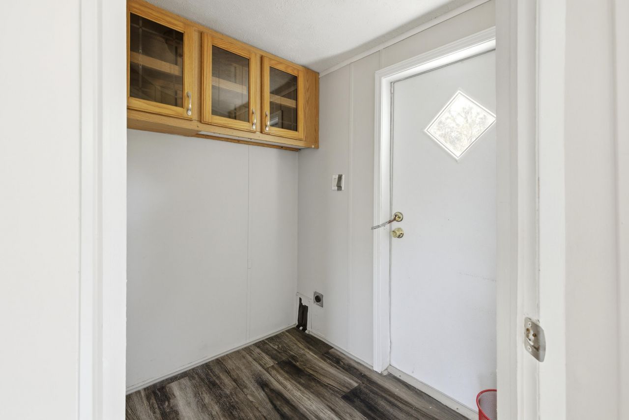 525 Hendrix Mill Road Photo 8