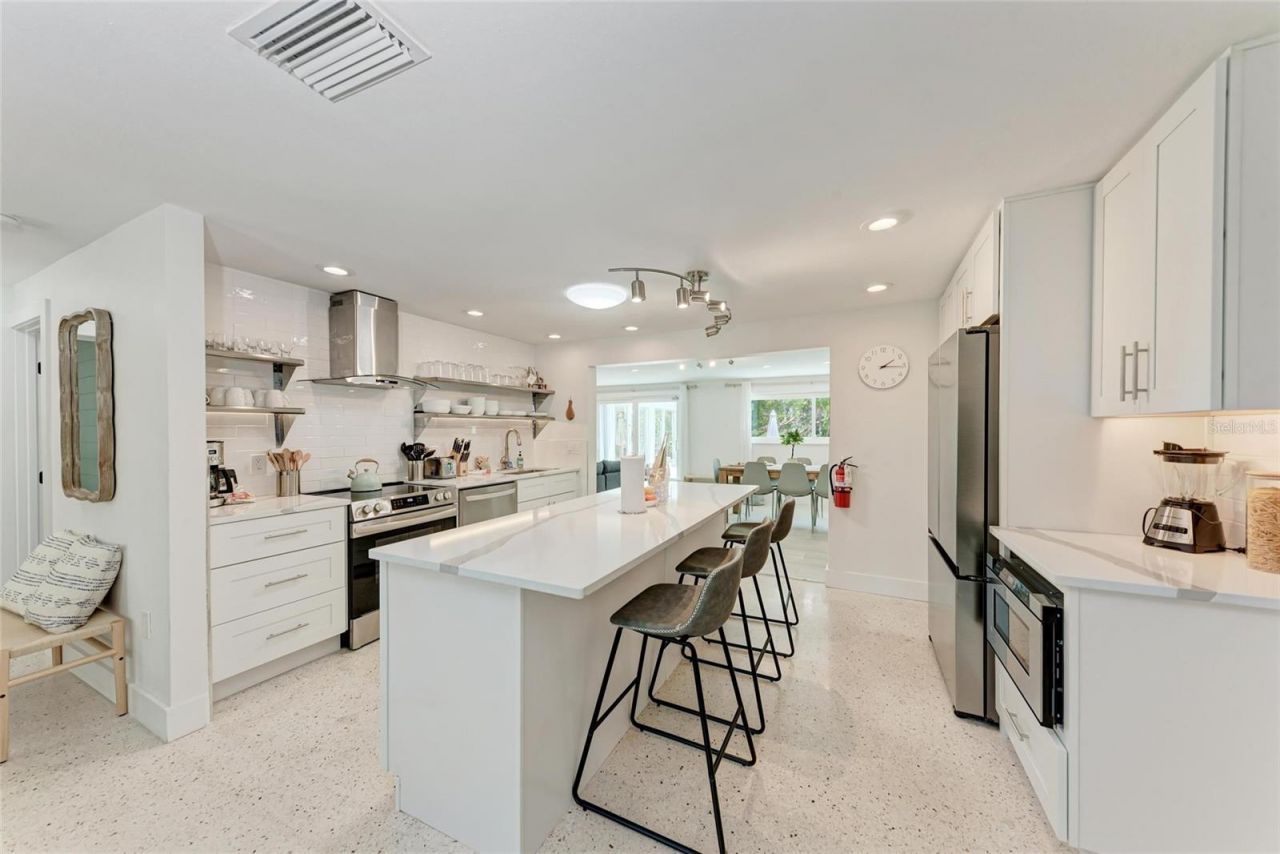 116 Hammock Road, Anna Maria, FL 34216 Photo