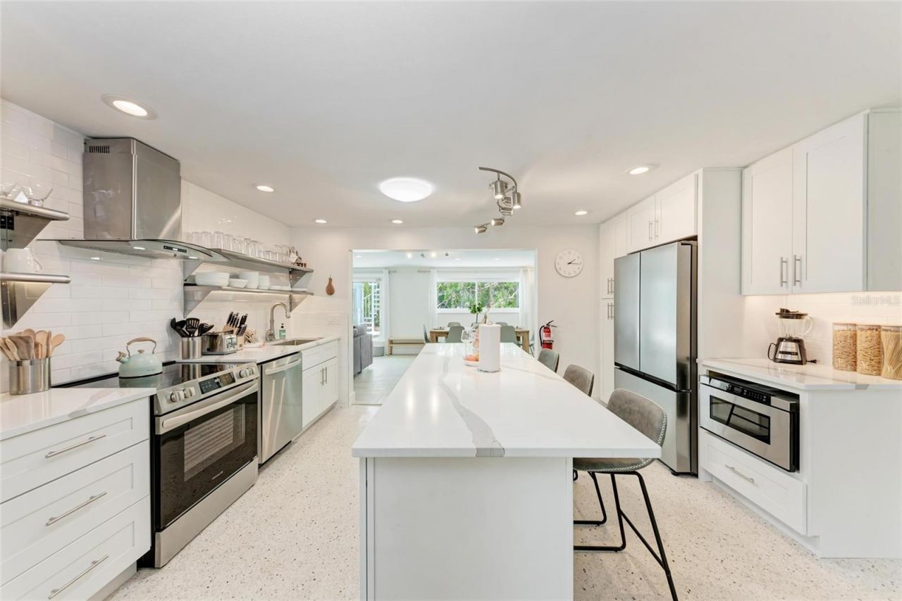 116 Hammock Road, Anna Maria, FL 34216 Photo