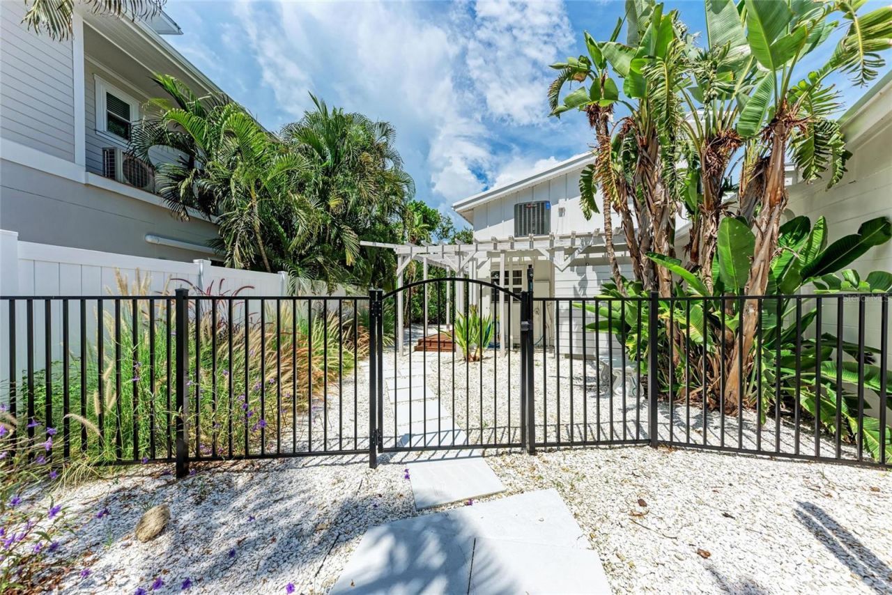 116 Hammock Road, Anna Maria, FL 34216 Photo