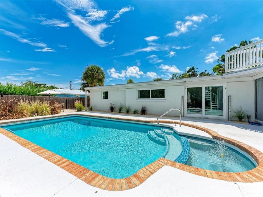 Property Image 60
