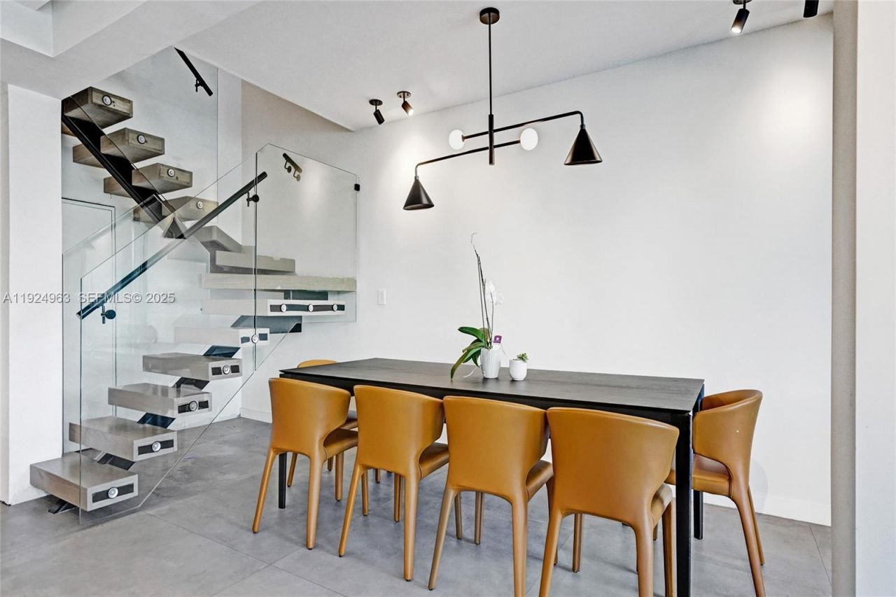 449 Poinciana Island Dr, Unit 1512, Sunny Isles Beach, FL 33160 Photo