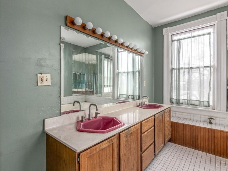 1525 Joseph Street, Cincinnati, OH 45237 Photo 29