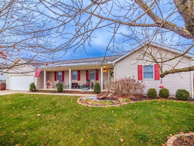 105 Maple Ridge Avenue, Mount Orab, OH 45154 Photo 1