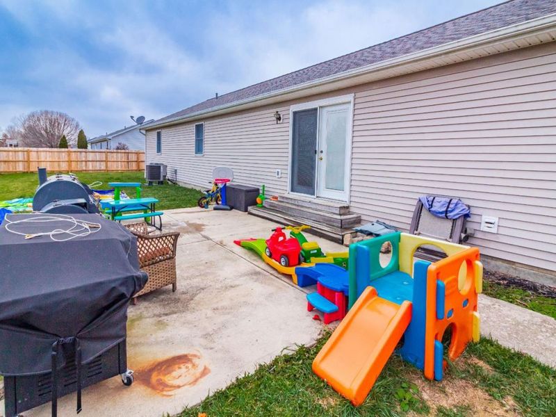 105 Maple Ridge Avenue, Mount Orab, OH 45154 Photo 17