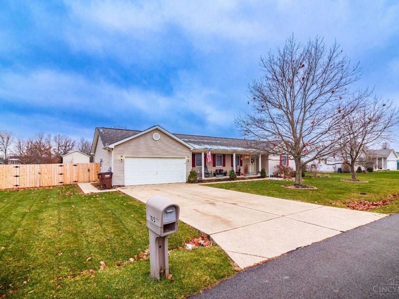 105 Maple Ridge Avenue, Mount Orab, OH 45154 Photo 3