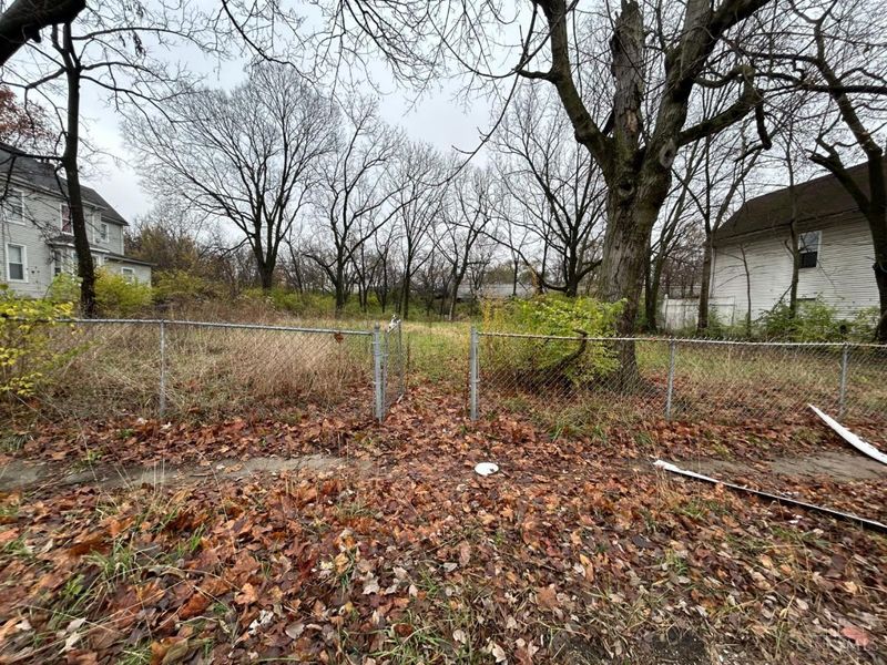 8338 Anthony Wayne Avenue, Cincinnati, OH 45214 Photo 3