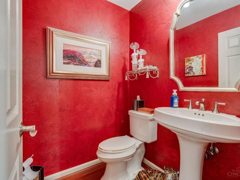 16 Woodcreek Drive, Blue Ash, OH 45241 Photo 15