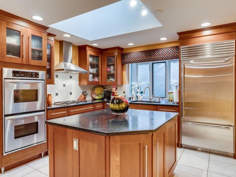 16 Woodcreek Drive, Blue Ash, OH 45241 Photo 20