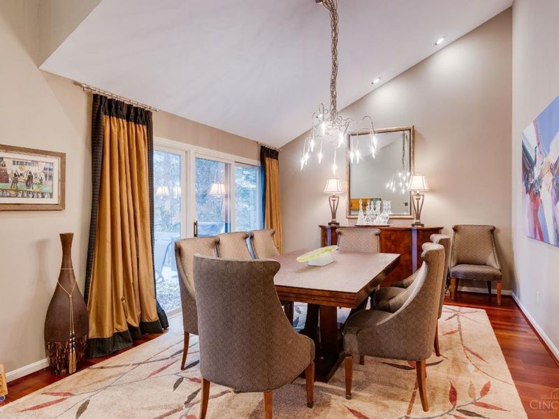 16 Woodcreek Drive, Blue Ash, OH 45241 Photo 27