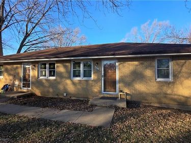 300-302 Hazel Street, Buckner, MO 64016