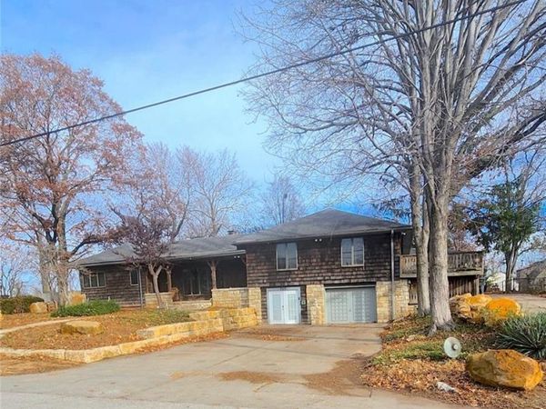 717 S 53rd Street, Kansas City, KS 66106