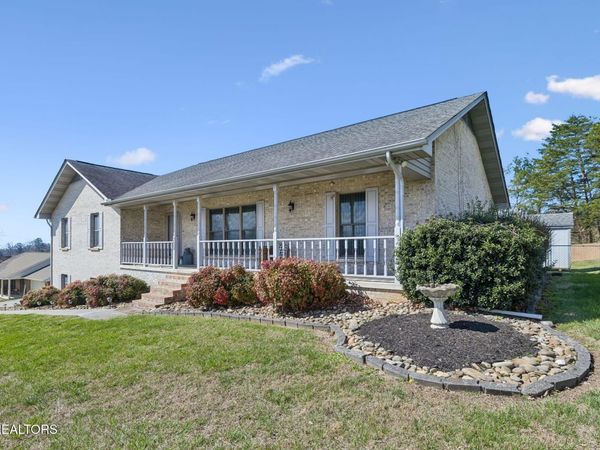 729 Clydesdale Ave, Seymour, TN 37865