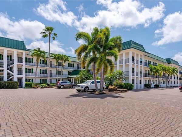 3030 Binnacle DR, Unit 107, NAPLES, FL 34103