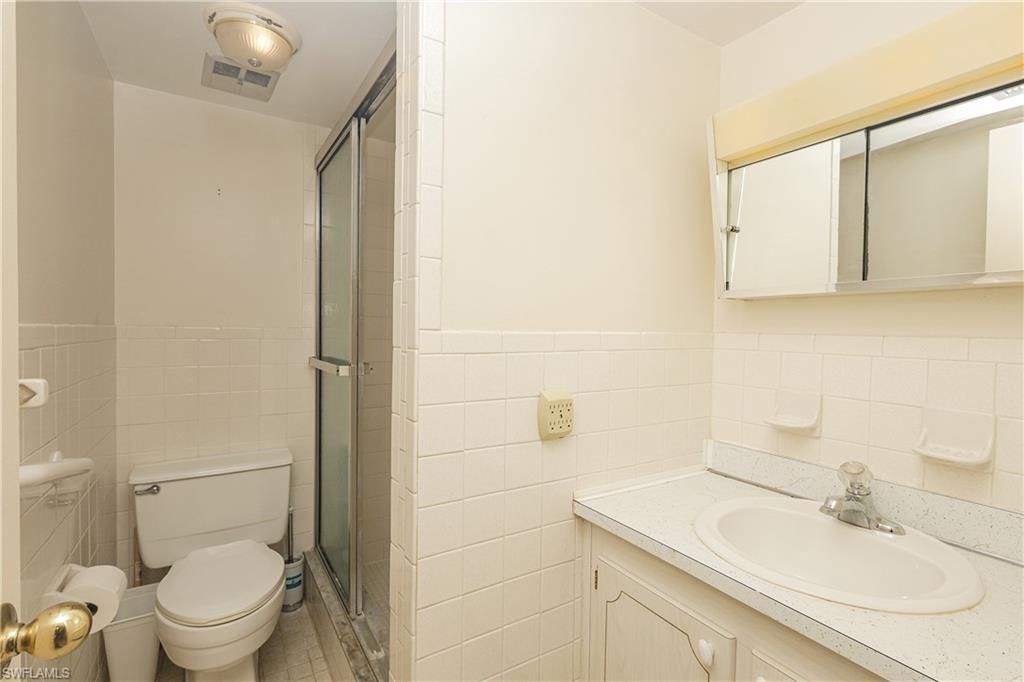 3030 Binnacle Dr, Unit 107, Naples, FL 34103 Photo