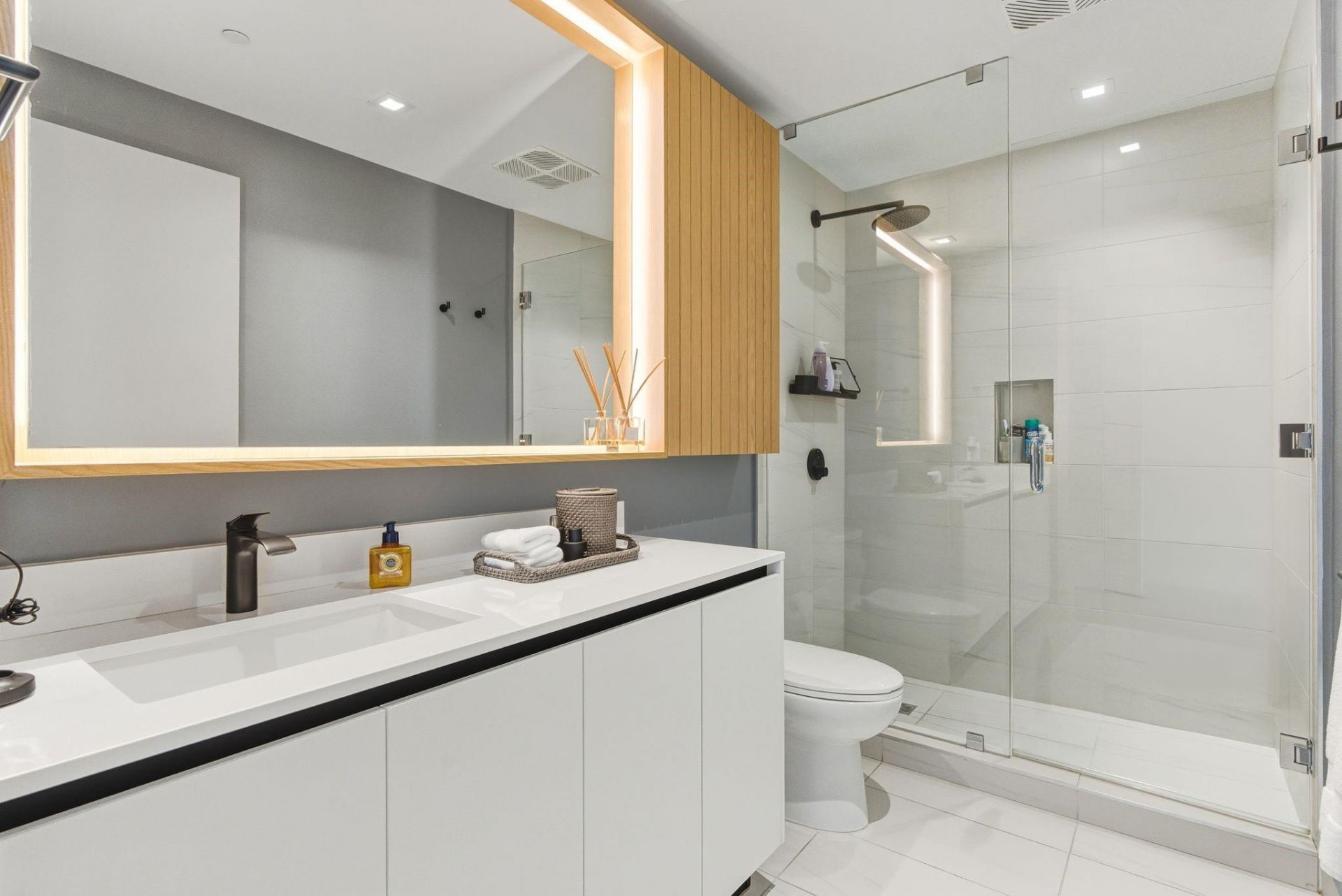 1116 N Ocean Boulevard, Unit 1506, Pompano Beach, FL 33062 Photo