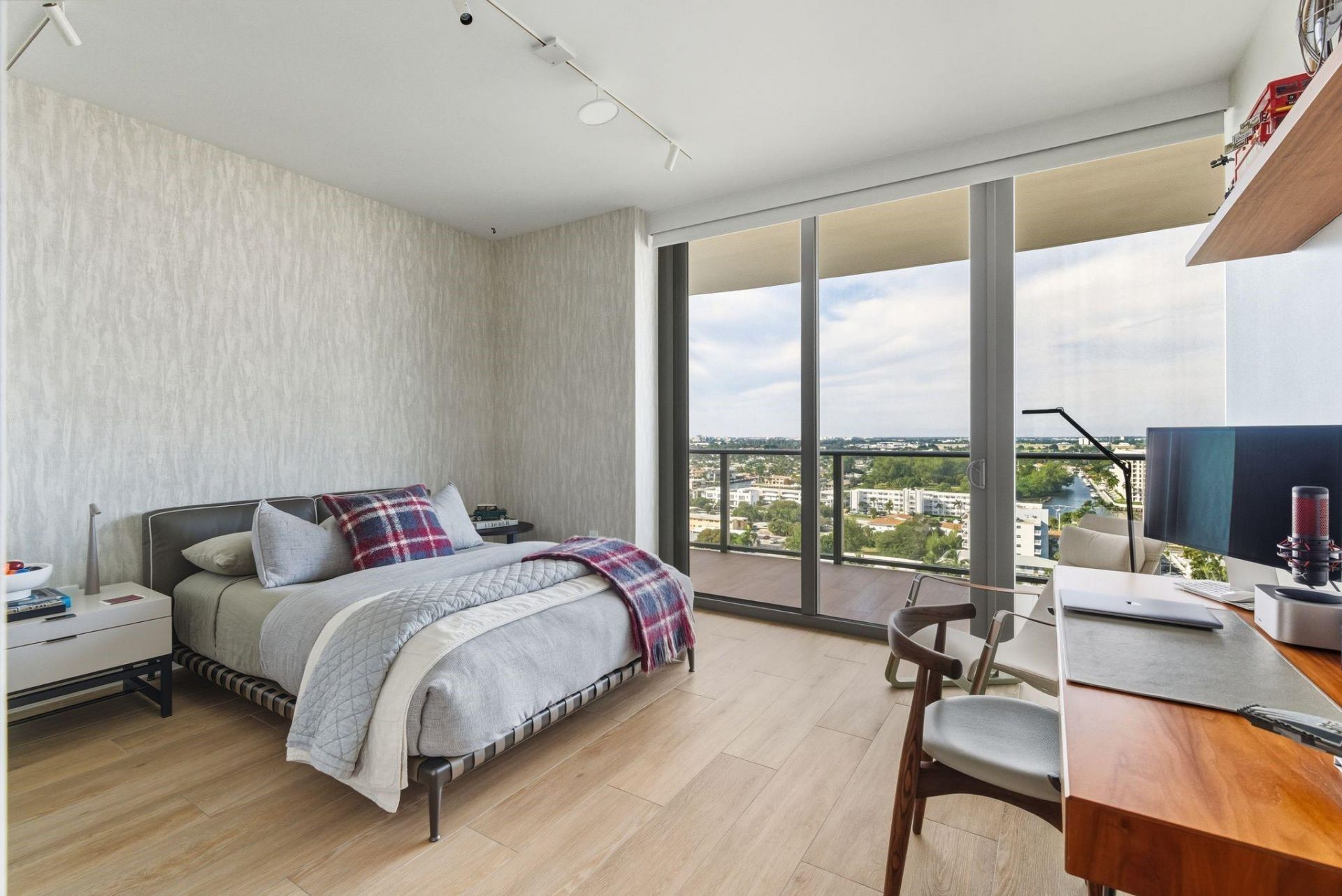 1116 N Ocean Boulevard, Unit 1506, Pompano Beach, FL 33062 Photo