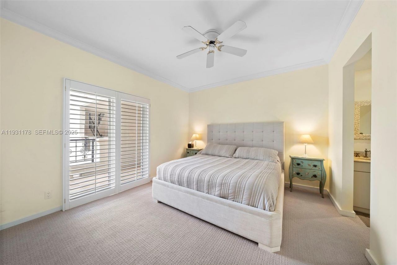 2332 Fisher Island Dr , Unit 4302, Miami Beach, FL 33109 Photo