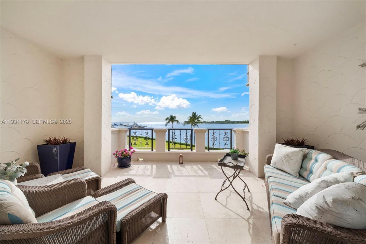 2332 Fisher Island Dr , Unit 4302, Miami Beach, FL 33109 Photo