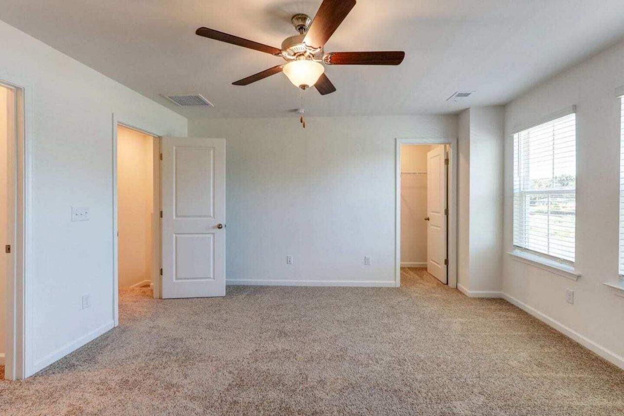 5682 Sablewood Street Photo 15